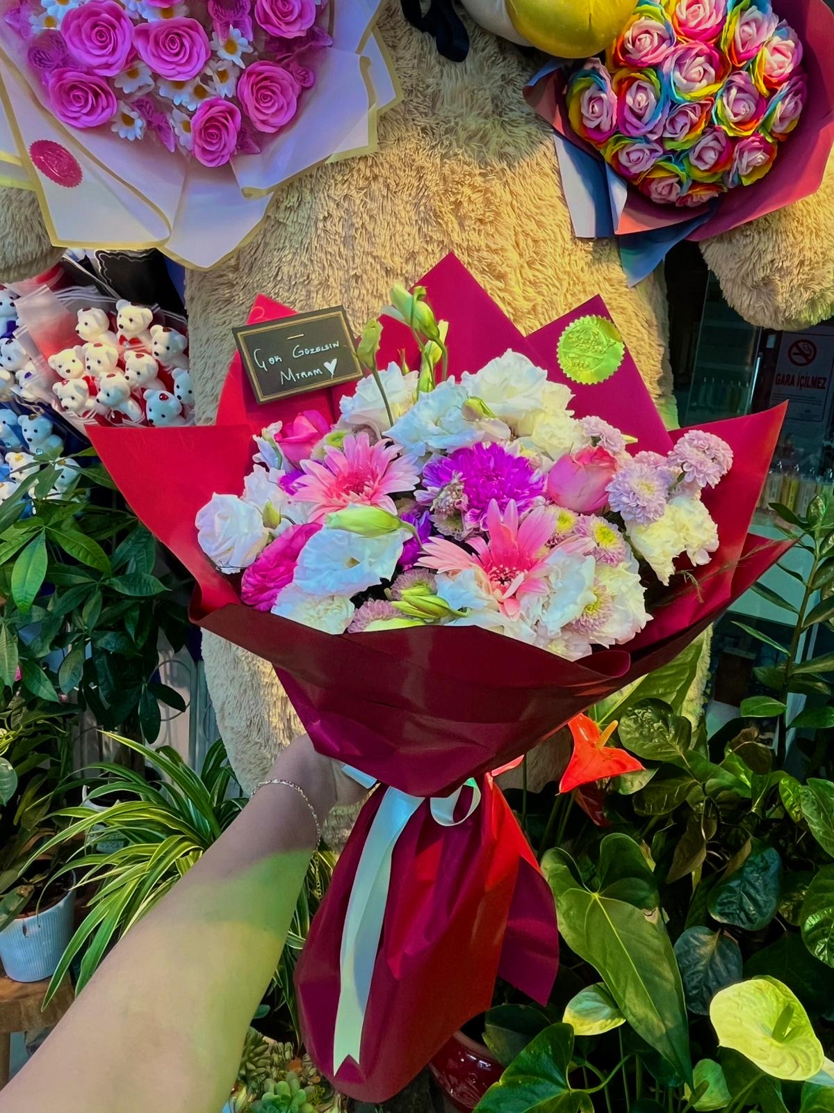 Çiçek Cenneti Buket